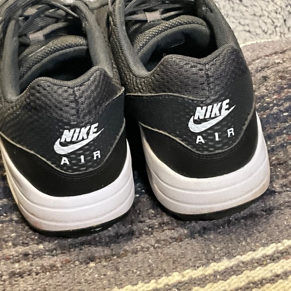 Nike Air Max golf shoes.  Size 10.5 mens - Picture 3 of 8